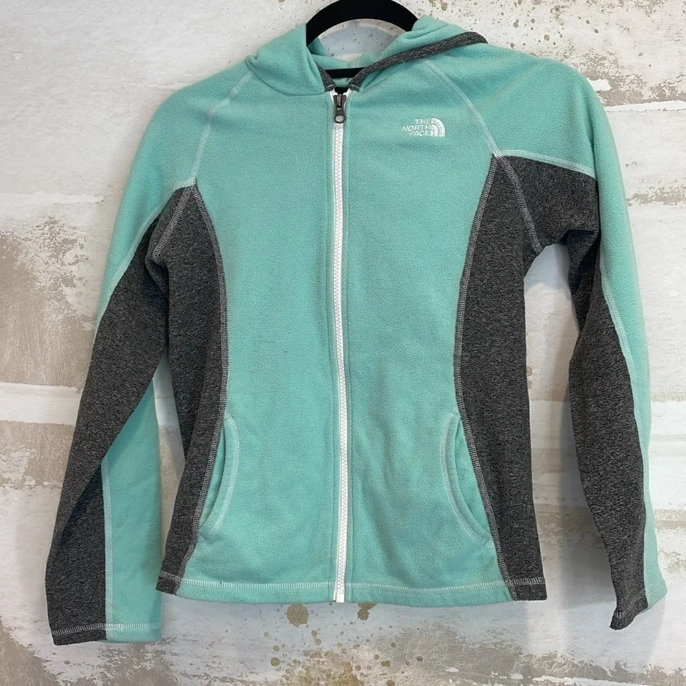 The North Face Light weight girls jacket size (10/12)